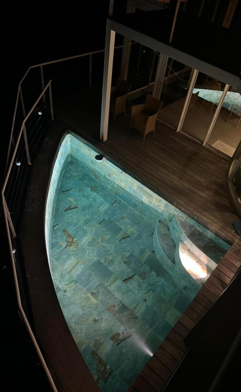 Logement Cosy Avec Piscine Et Vue Tahiti Punaauia エクステリア 写真