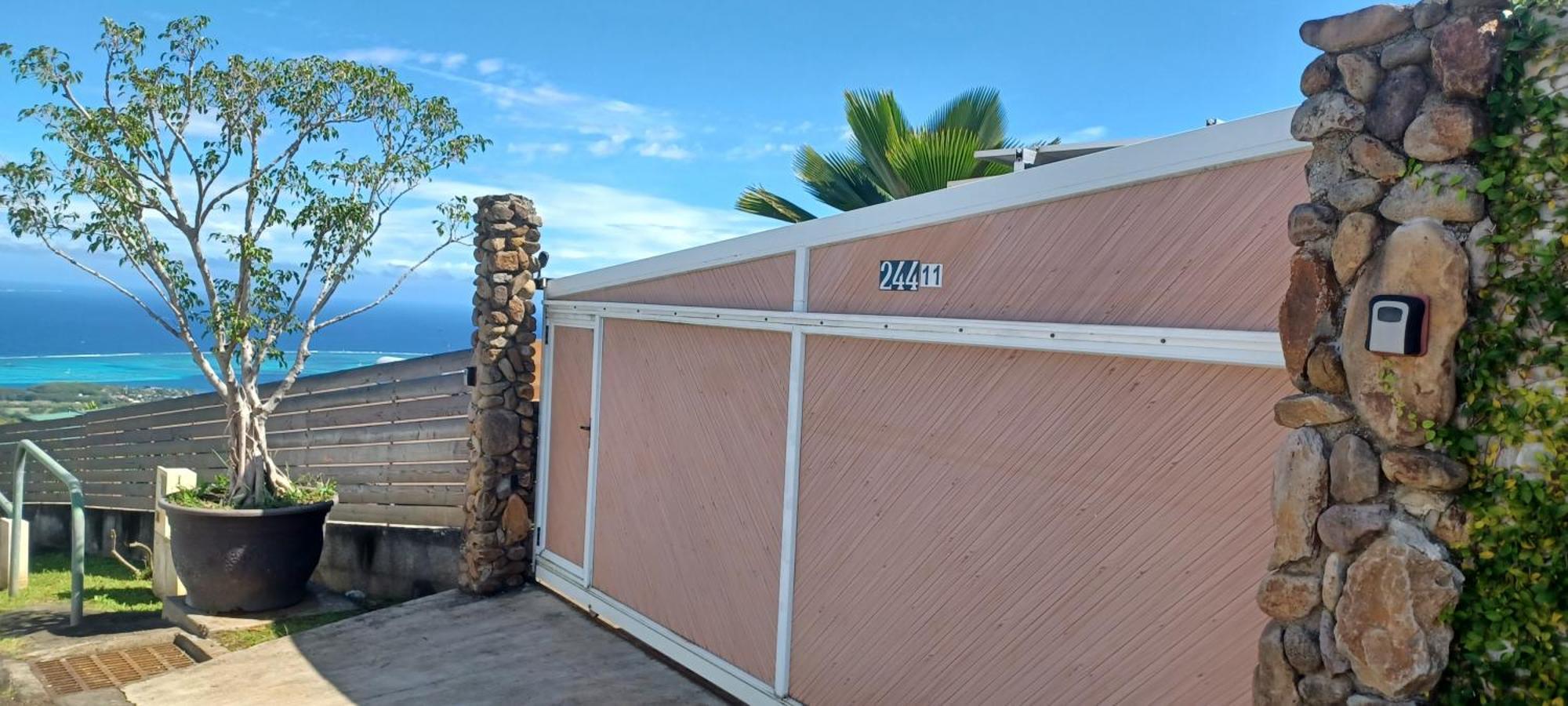 Logement Cosy Avec Piscine Et Vue Tahiti Punaauia エクステリア 写真